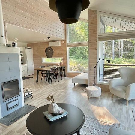 Villa Laidike With Sauna/Fireplace, 80 Km Helsinki Suomusjarvi Exteriör bild